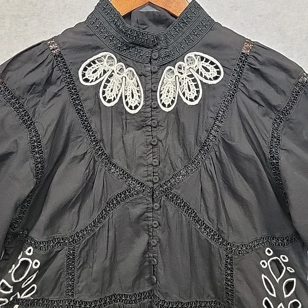 Forever‎ That Girl Anthropologie Black Blouse Top With Lace Embroidery Boho XS